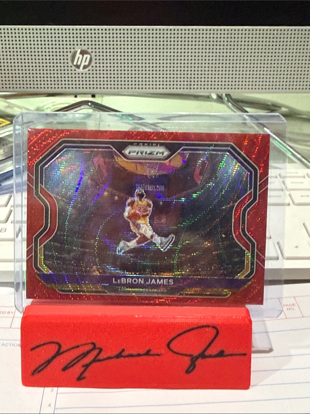 Lebron James - 2020-21 Panini Prizm #1 Ruby Wave Prizm Kobe Tribute - Excellent